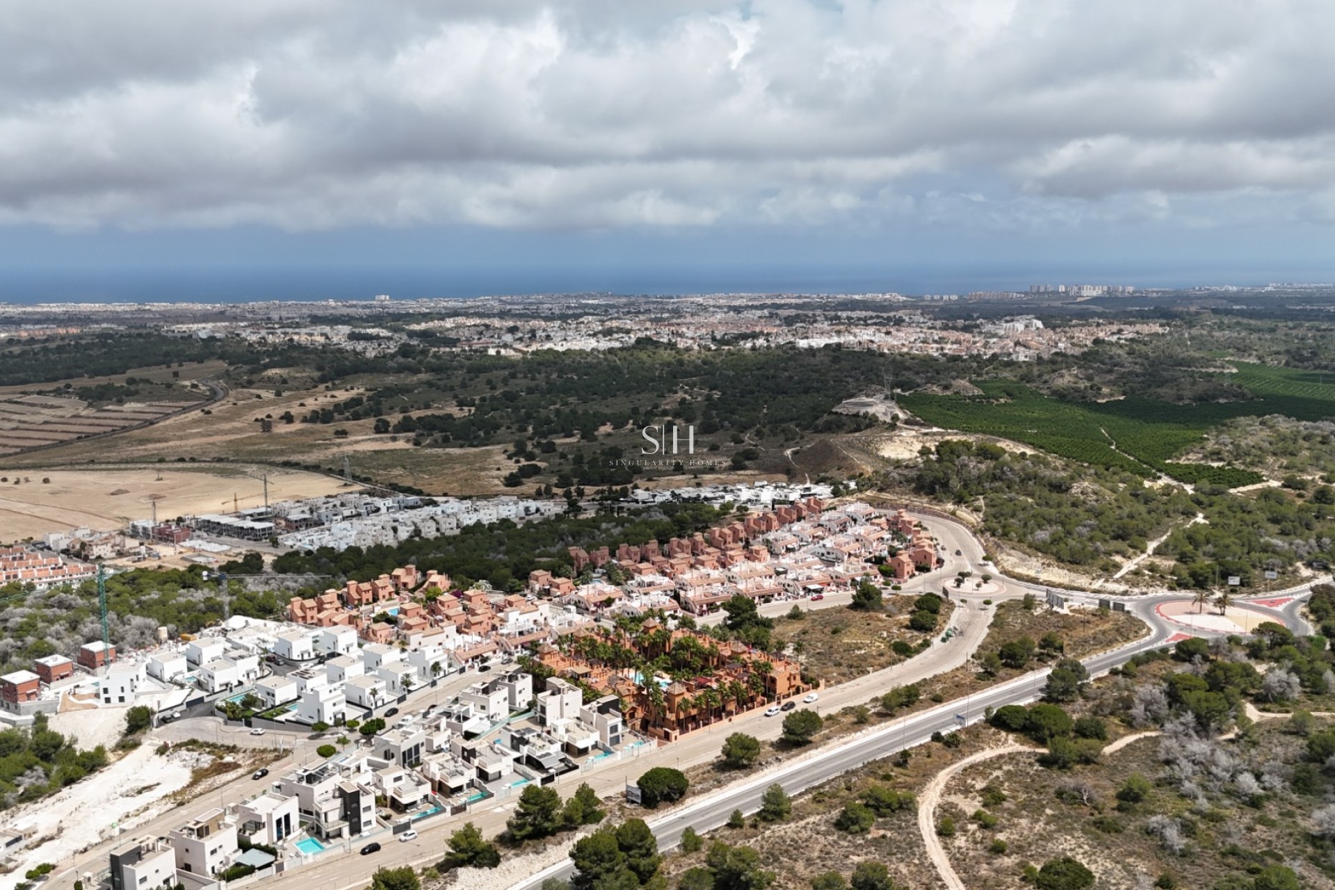 Resale - Villa - San Miguel de Salinas - Ciudad de las comunicaciones
