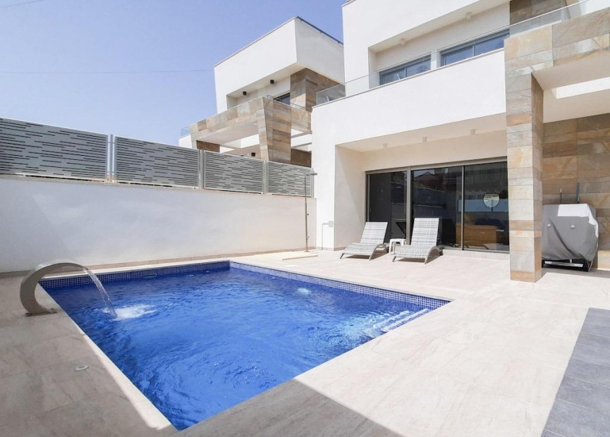 Resale - Villa - San Miguel de Salinas - El galán