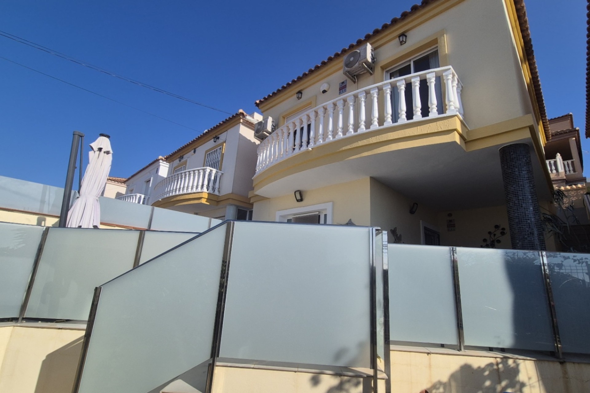 Resale - Villa - San Miguel de Salinas - Inland