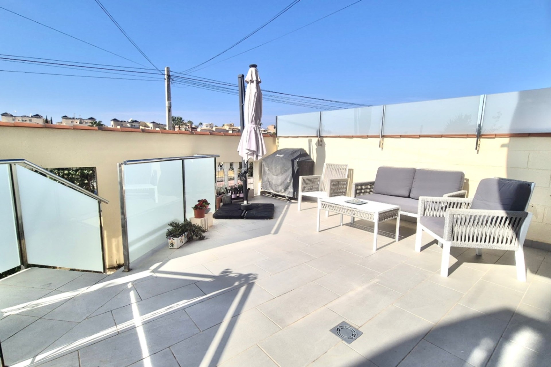 Resale - Villa - San Miguel de Salinas - Inland