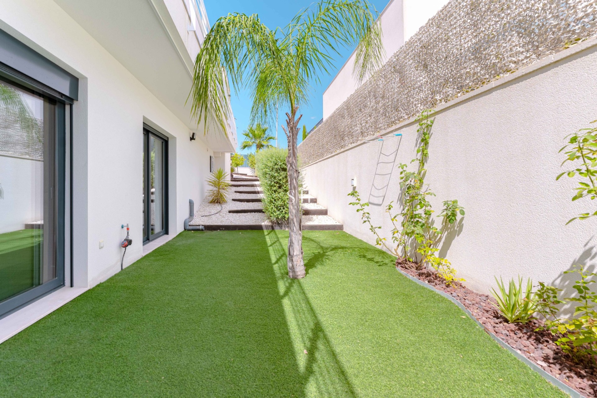 Resale - Villa - San Miguel de Salinas - Mirador De San Miguel