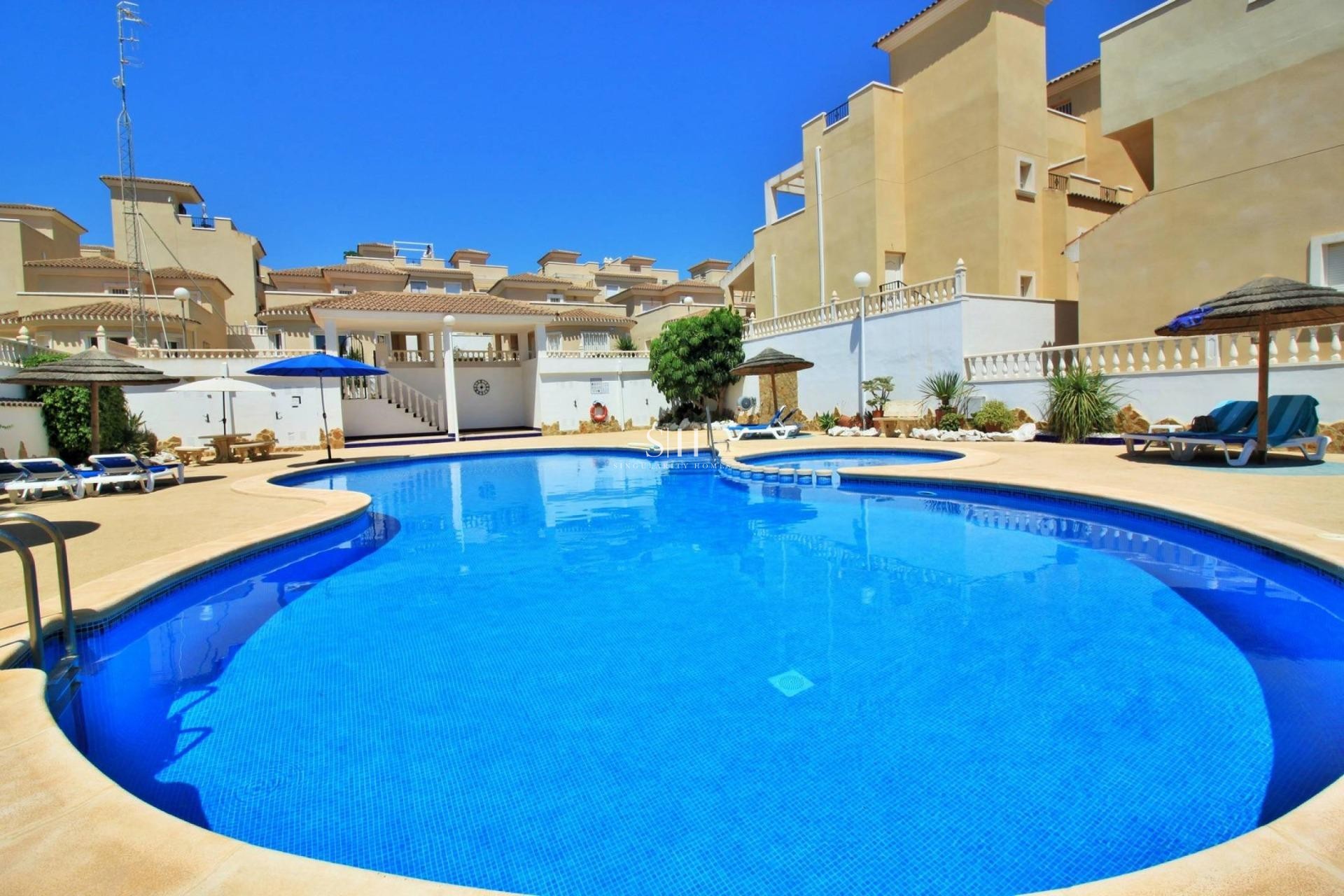 Resale - Villa - San Miguel de Salinas - Residencial Los Flamencos