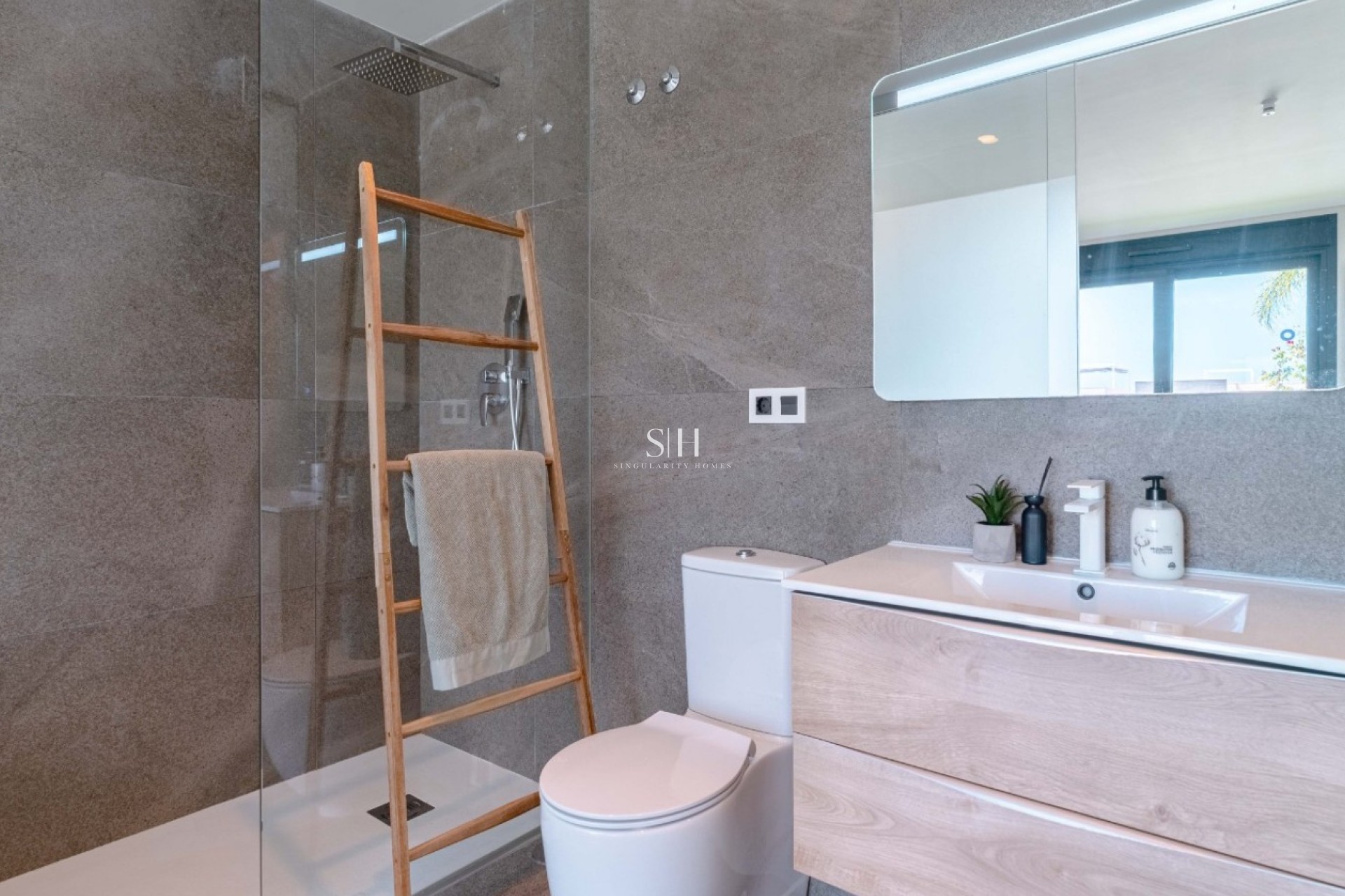 Resale - Villa - San Miguel de Salinas