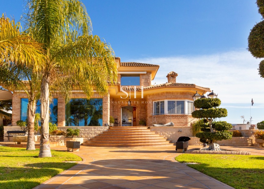Resale - Villa - San Vicente del Raspeig - Los Girasoles