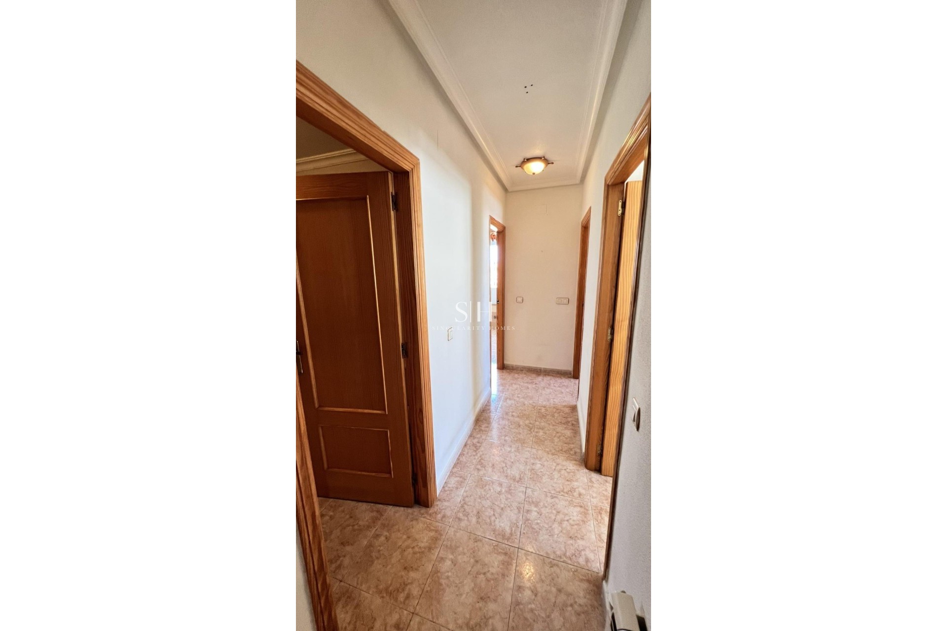 Resale - Villa - Torrevieja - aguas nuevas