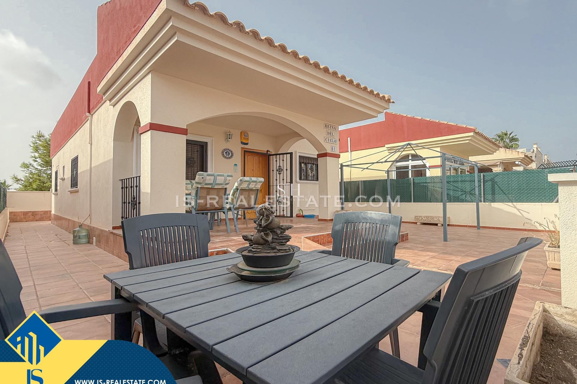 Resale - Villa - Torrevieja - Aguas Nuevas