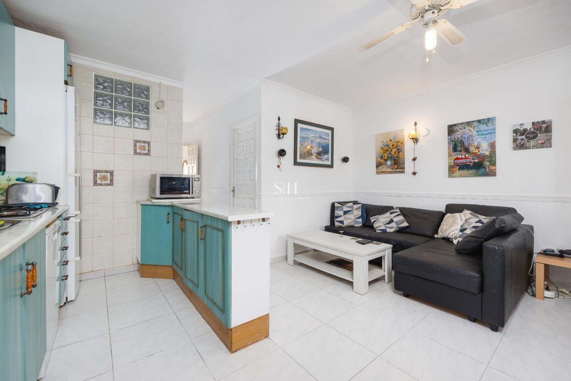 Resale - Villa - Torrevieja - Calas Blanca