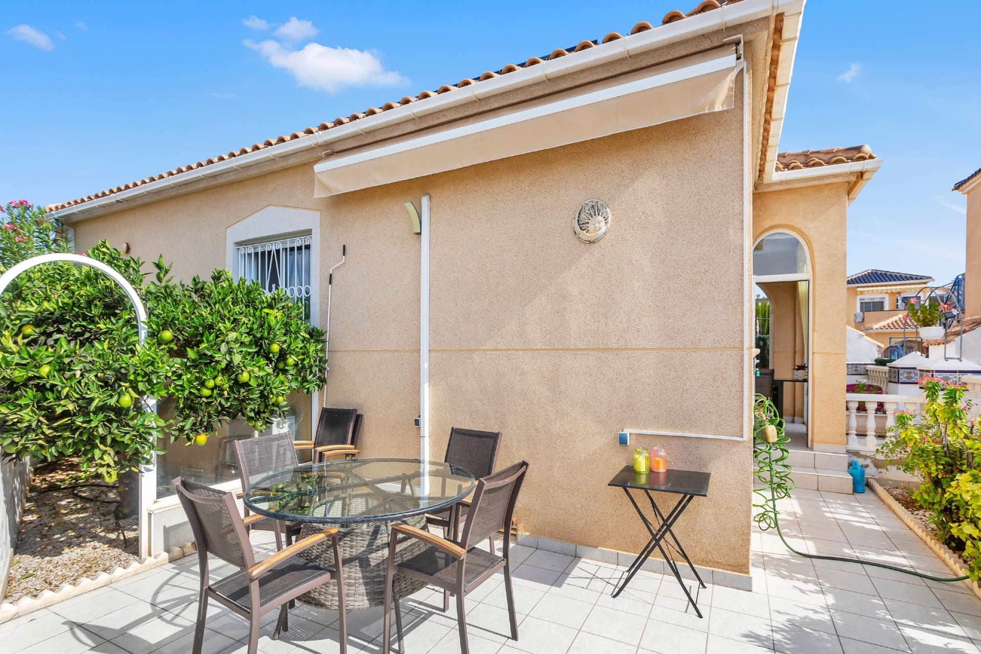 Resale - Villa - Torrevieja - Costa Blanca