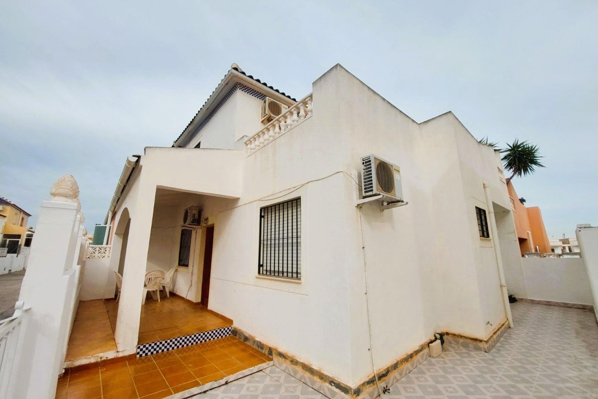 Resale - Villa - Torrevieja - Costa Blanca