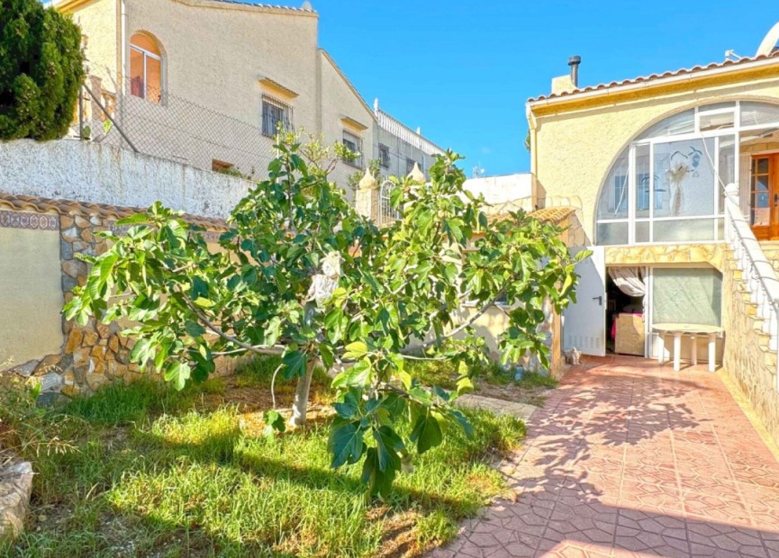 Resale - Villa - Torrevieja - Costa Blanca