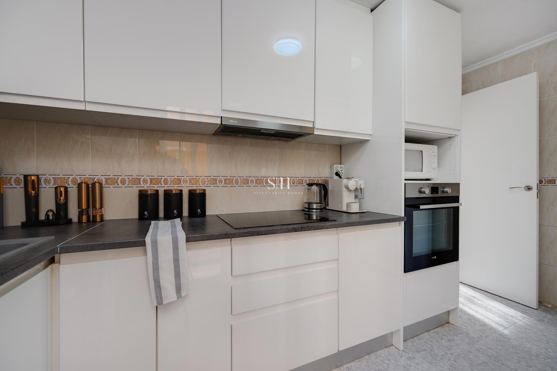 Resale - Villa - Torrevieja - Costa Blanca