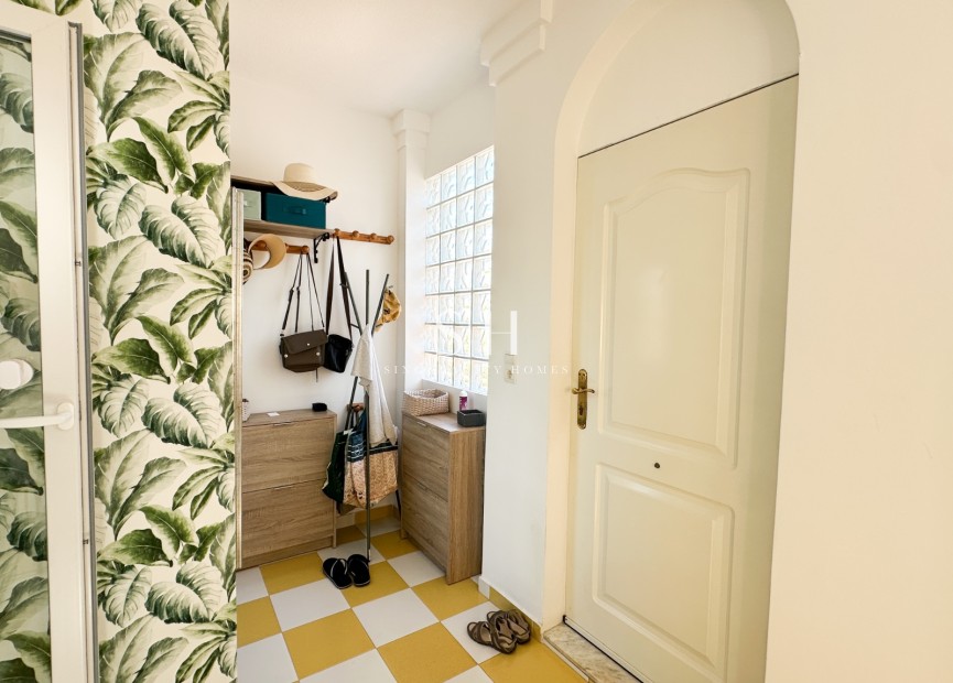 Resale - Villa - Torrevieja - Costa Blanca