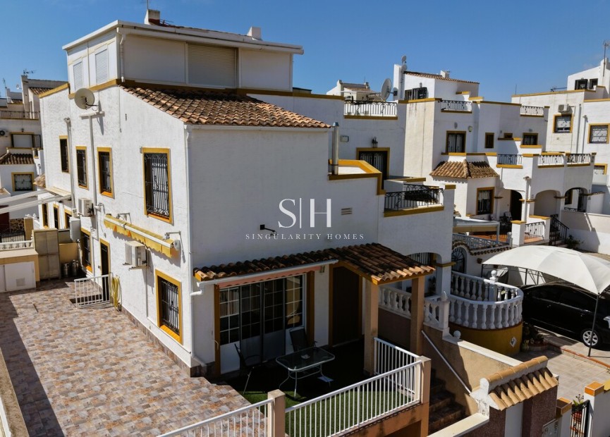 Resale - Villa - Torrevieja - Costa Blanca