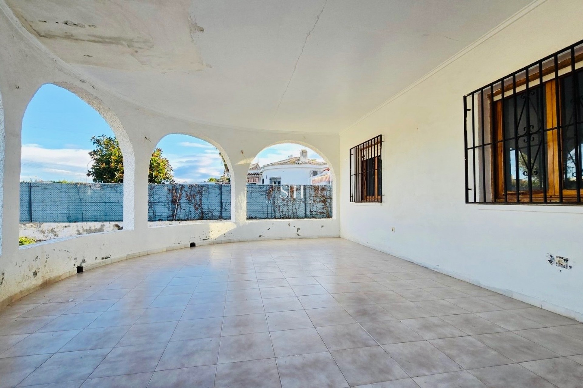 Resale - Villa - Torrevieja - El Chaparral