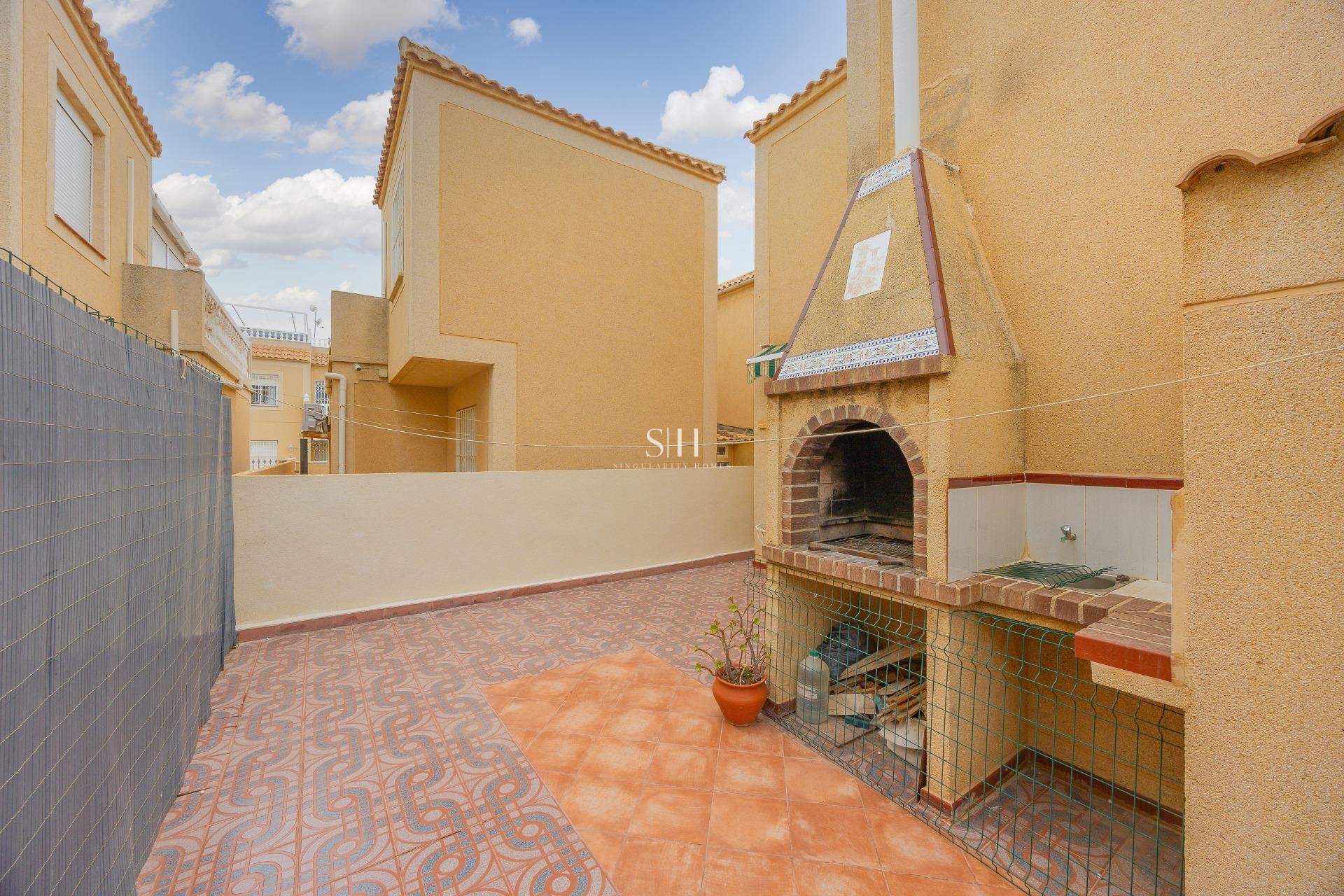 Resale - Villa - Torrevieja - El Limonar