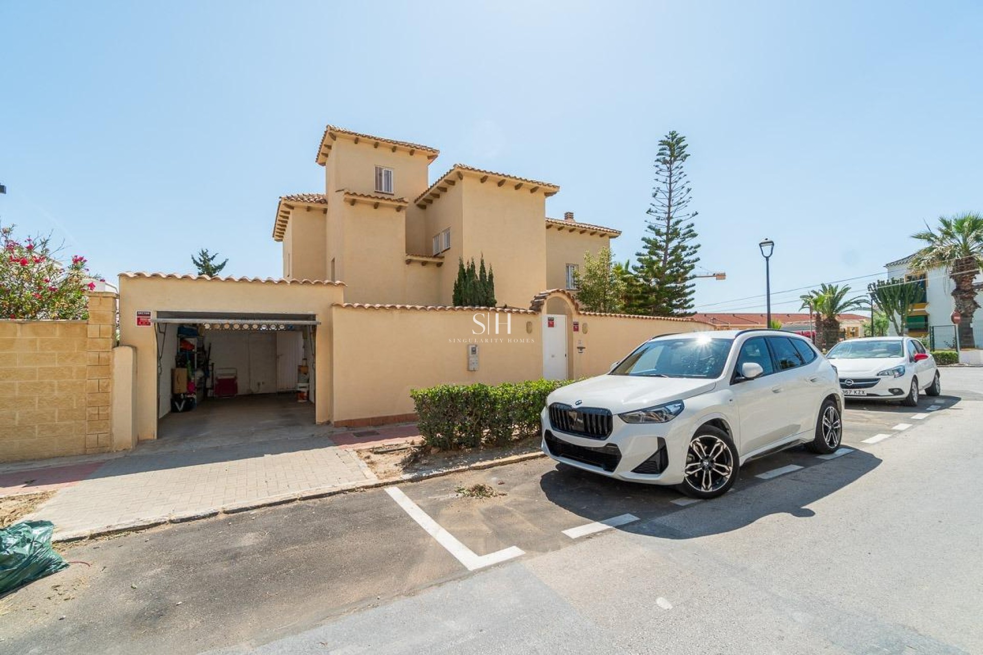 Resale - Villa - Torrevieja - La Mata