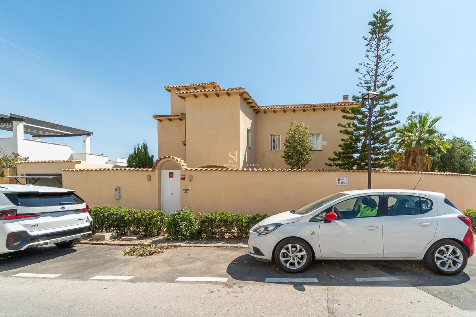 Resale - Villa - Torrevieja - La Mata