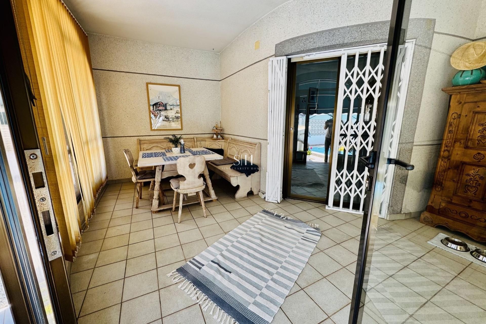 Resale - Villa - Torrevieja - La Siesta - El Salado - Torreta