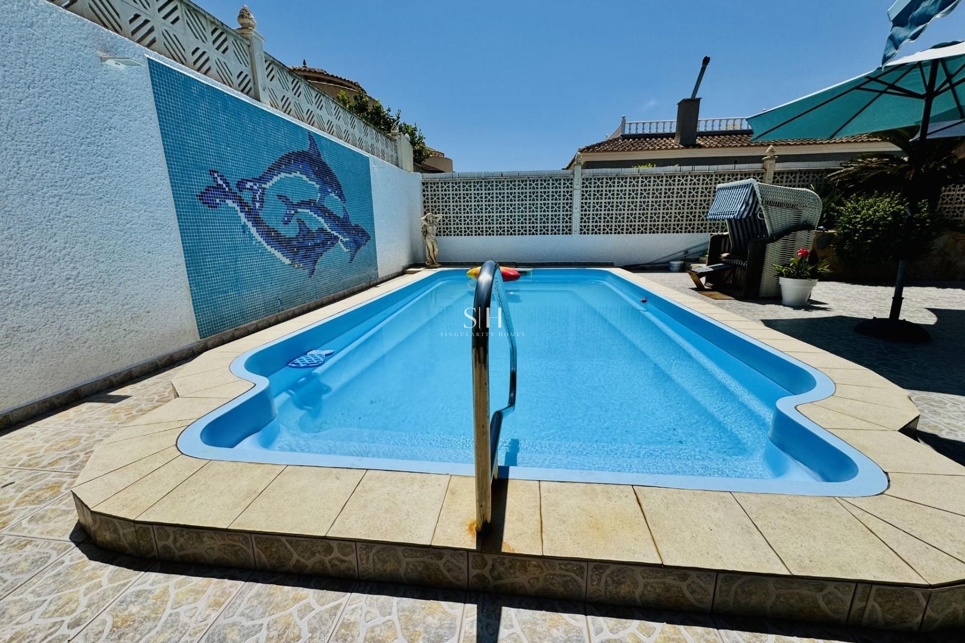 Resale - Villa - Torrevieja - La Siesta - El Salado - Torreta