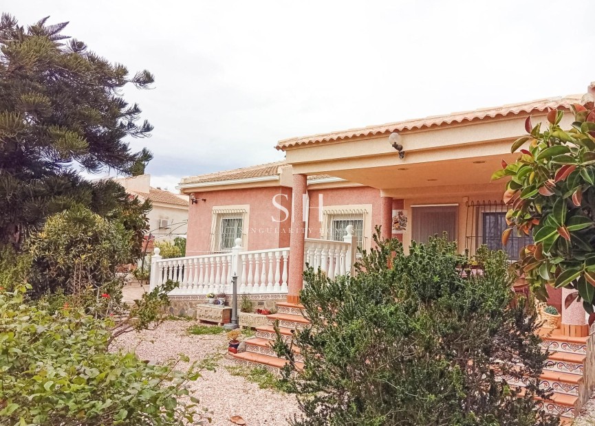 Resale - Villa - Torrevieja - La siesta