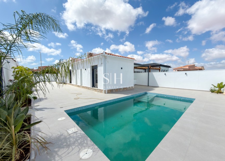 Resale - Villa - Torrevieja - La siesta