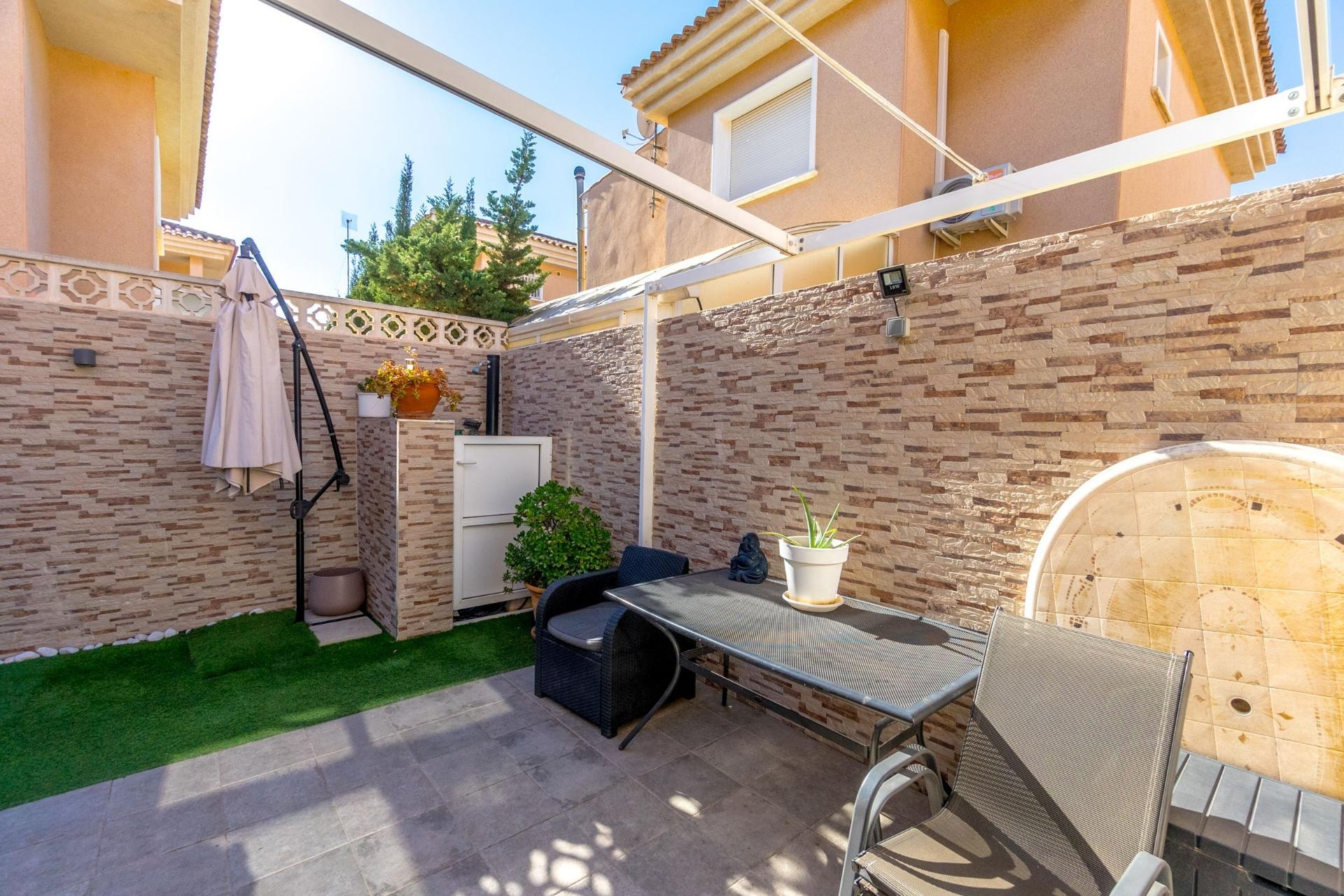 Resale - Villa - Torrevieja - Los Balcones - Los Altos del Edén