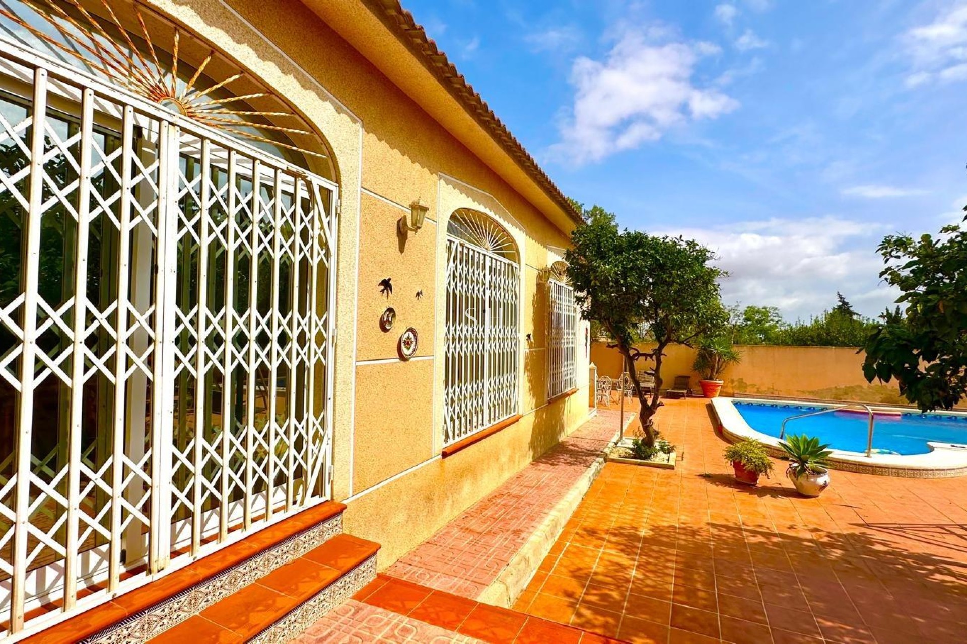 Resale - Villa - Torrevieja - Los Balcones - Los Altos del Edén