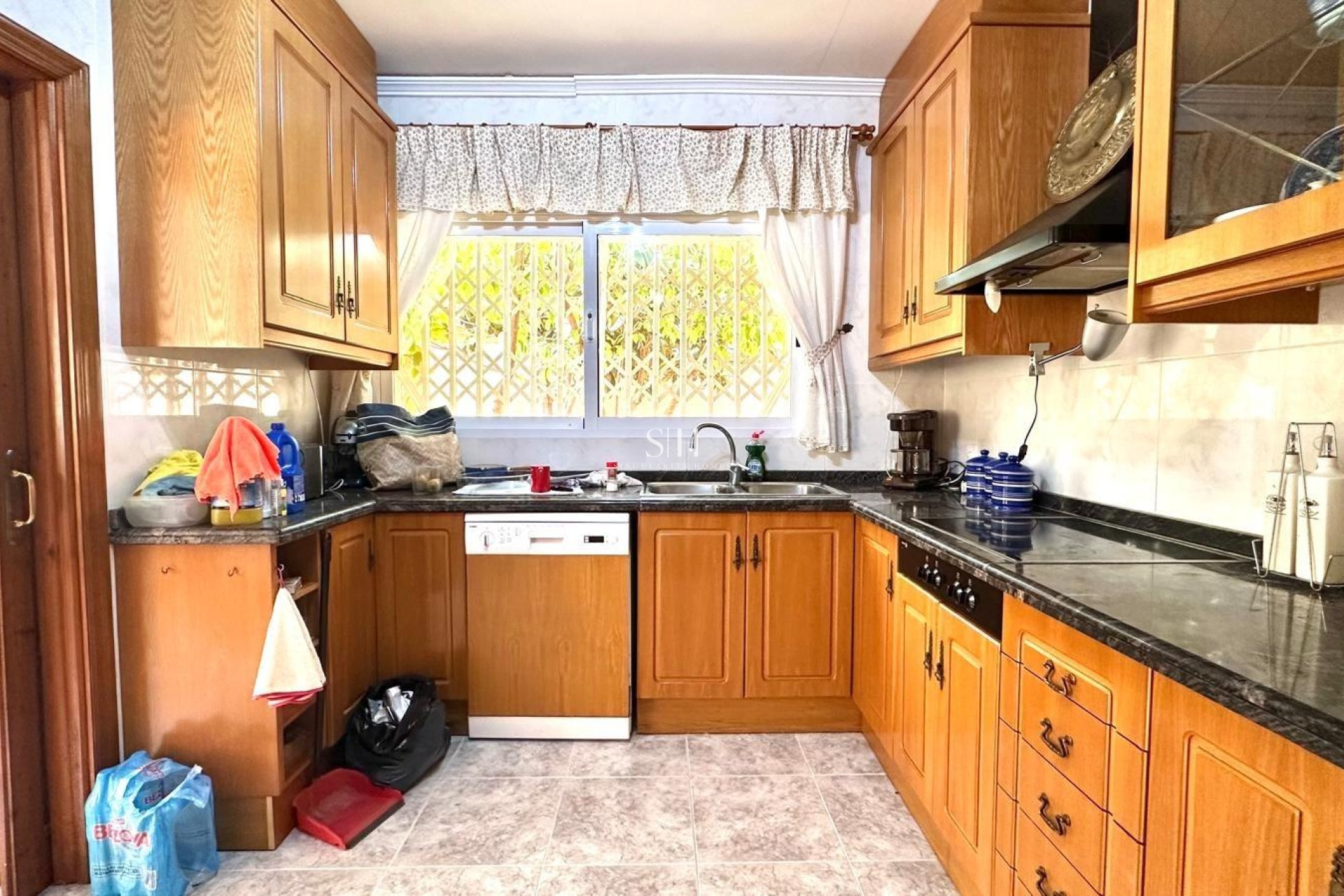 Resale - Villa - Torrevieja - Los Balcones - Los Altos del Edén