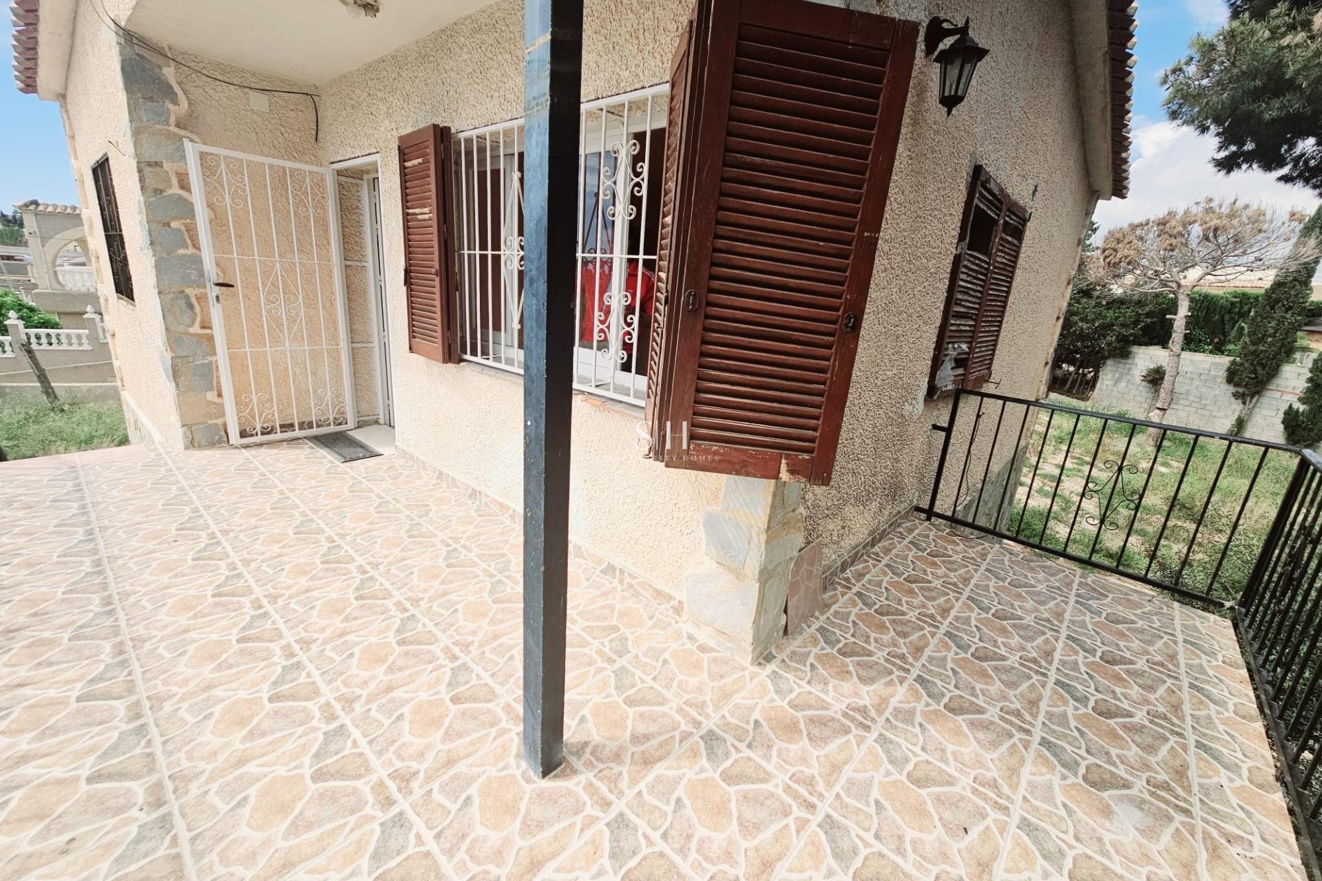 Resale - Villa - Torrevieja - Los Balcones - Los Altos del Edén