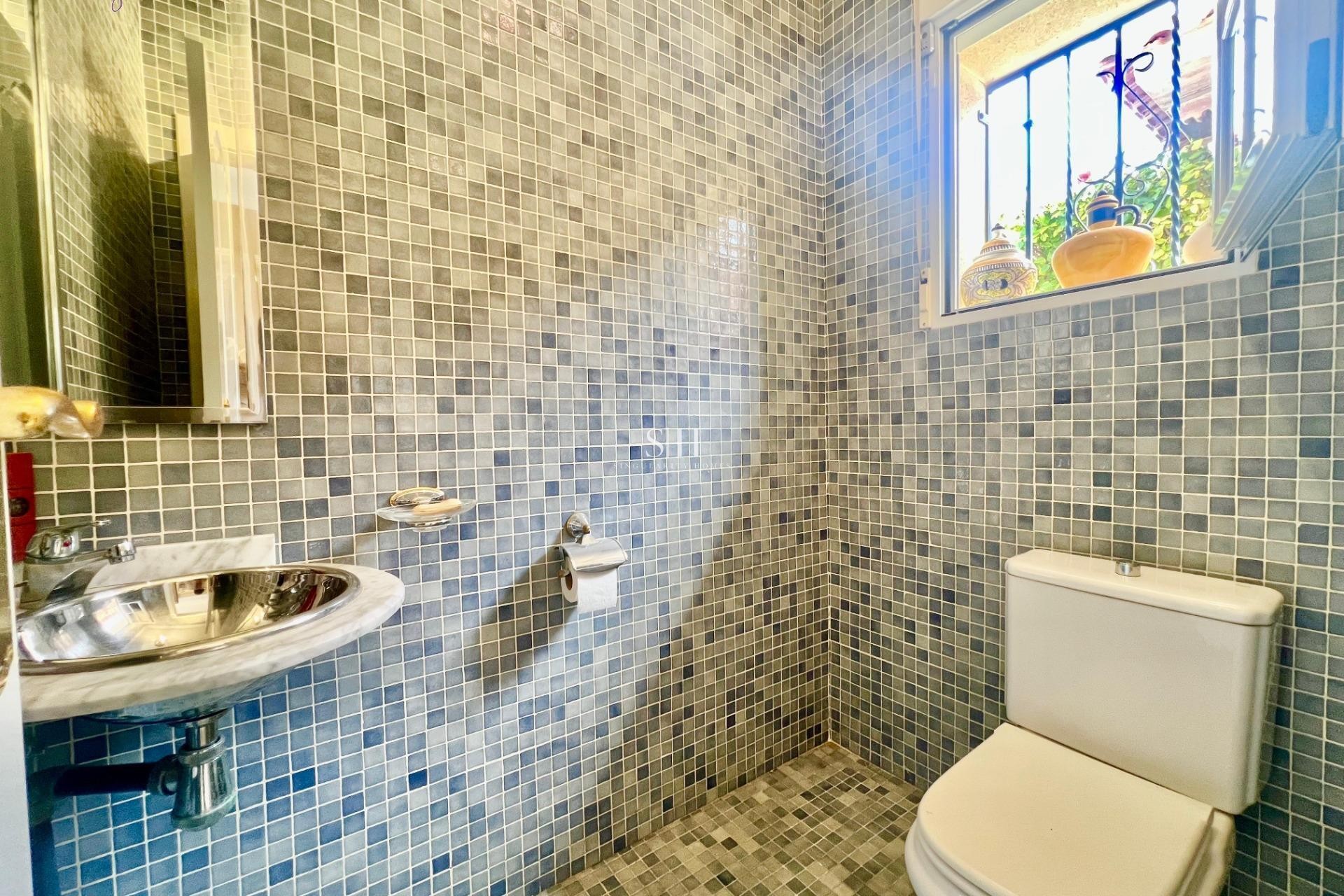 Resale - Villa - Torrevieja - Los Balcones - Los Altos del Edén