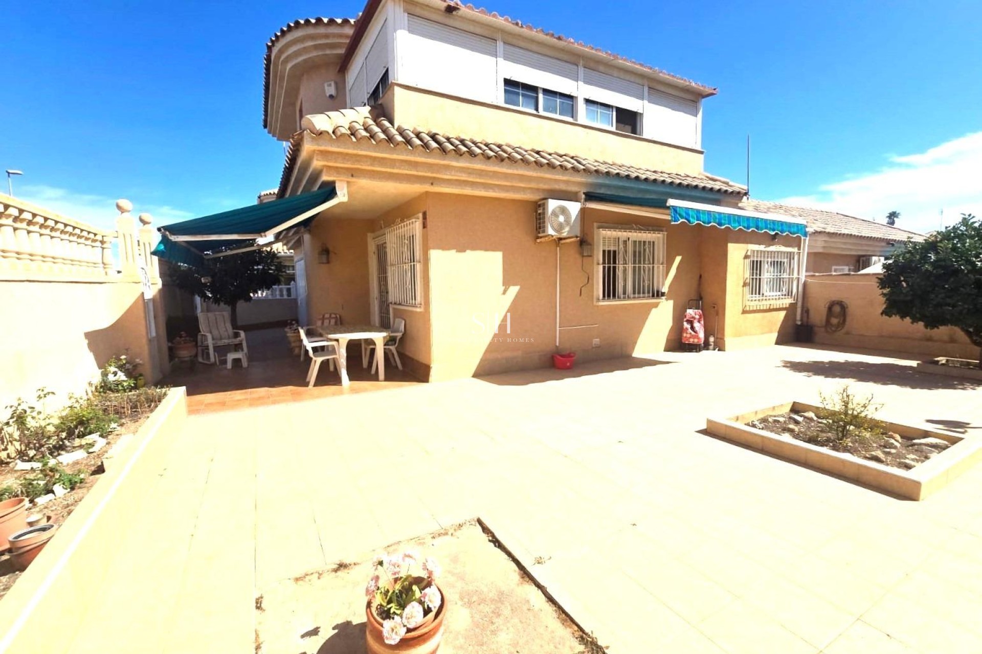 Resale - Villa - Torrevieja - Los Balcones - Los Altos del Edén