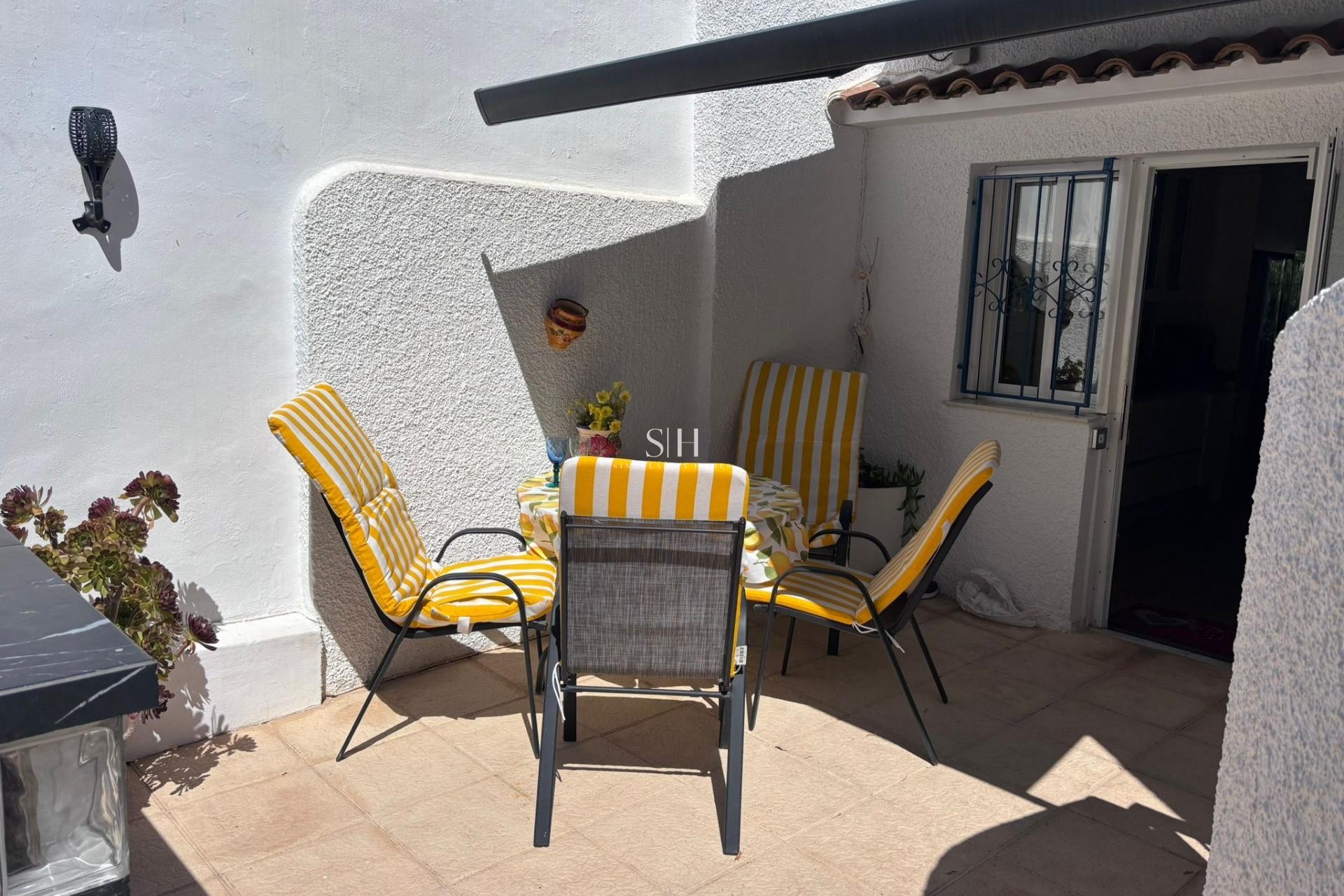 Resale - Villa - Torrevieja - Los balcones
