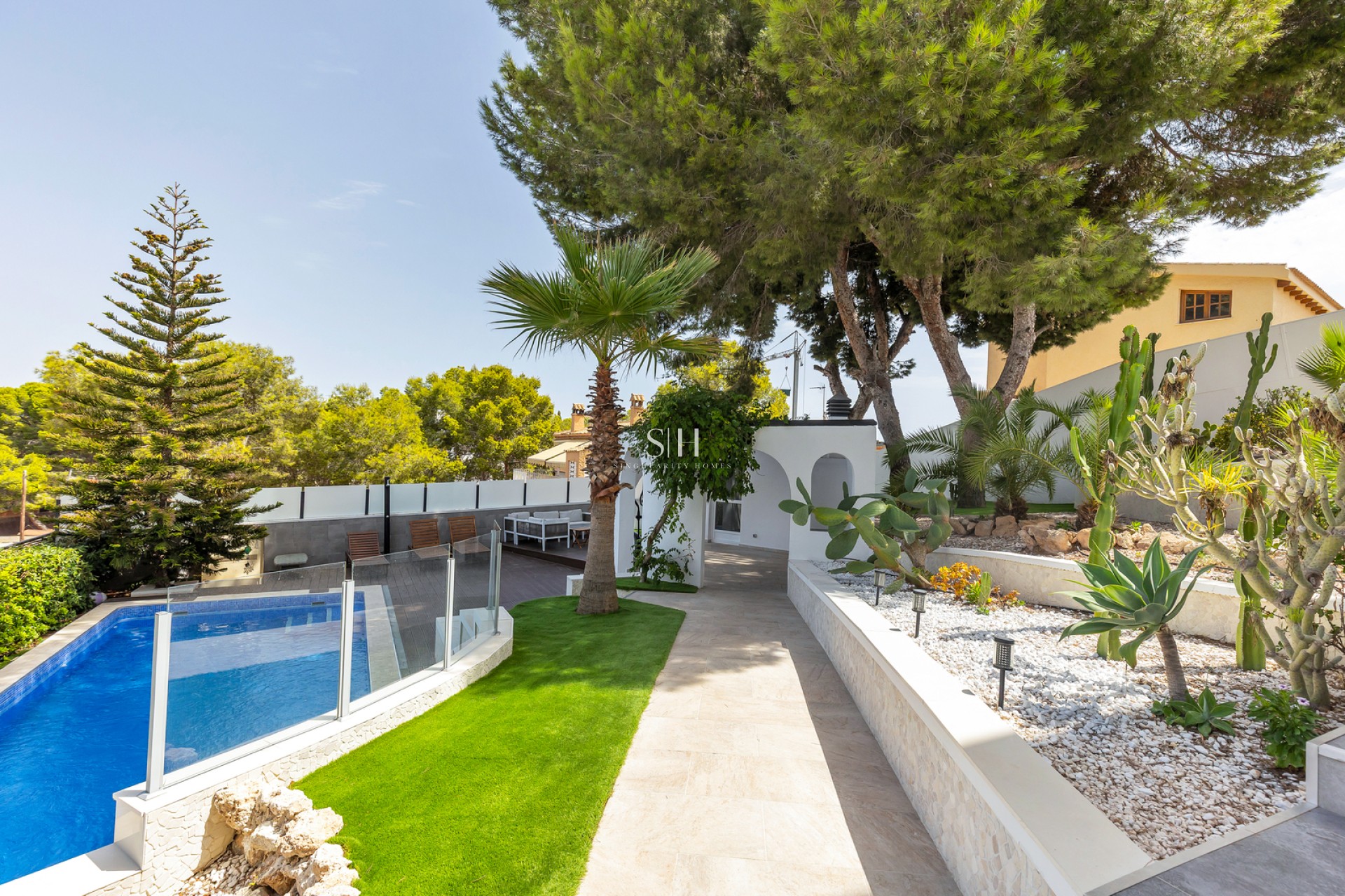 Resale - Villa - Torrevieja - Los balcones