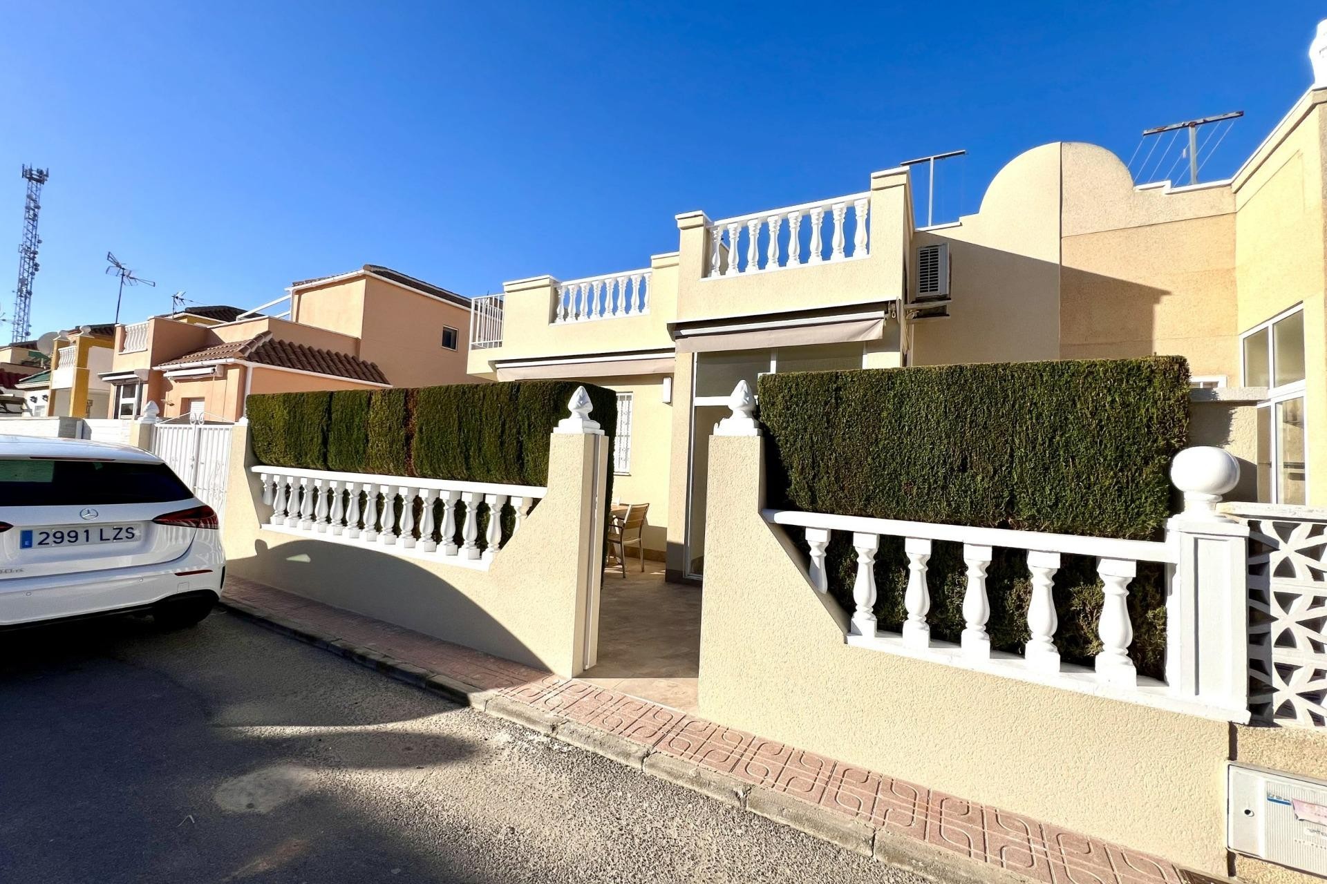 Resale - Villa - Torrevieja - Paraje Natural