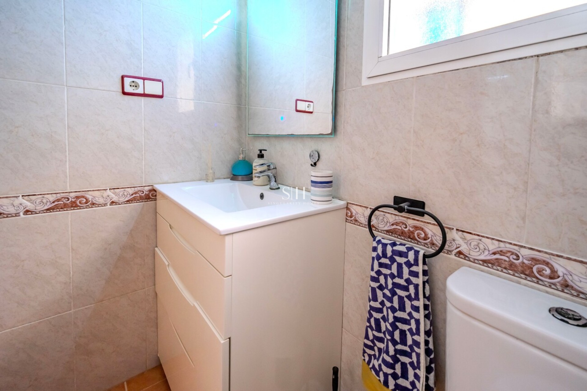 Resale - Villa - Torrevieja - Res Valle de los pinos
