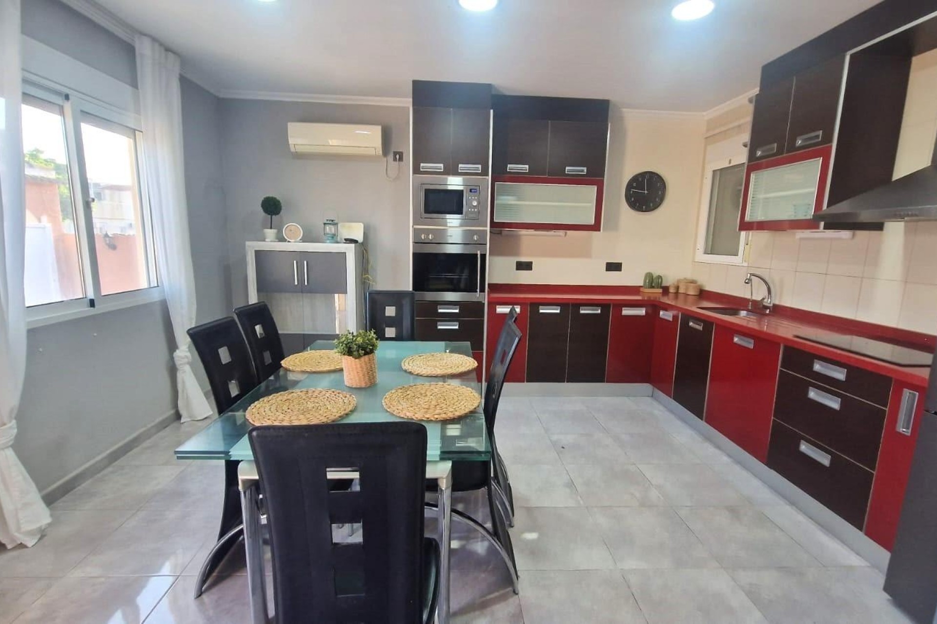 Resale - Villa - Torrevieja - San Luis