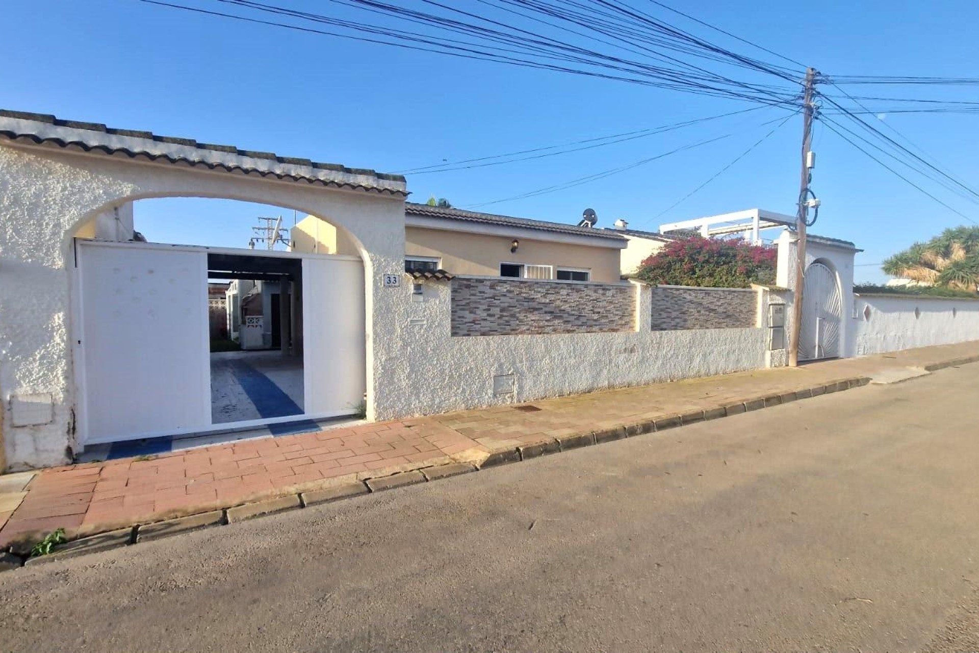 Resale - Villa - Torrevieja - San Luis