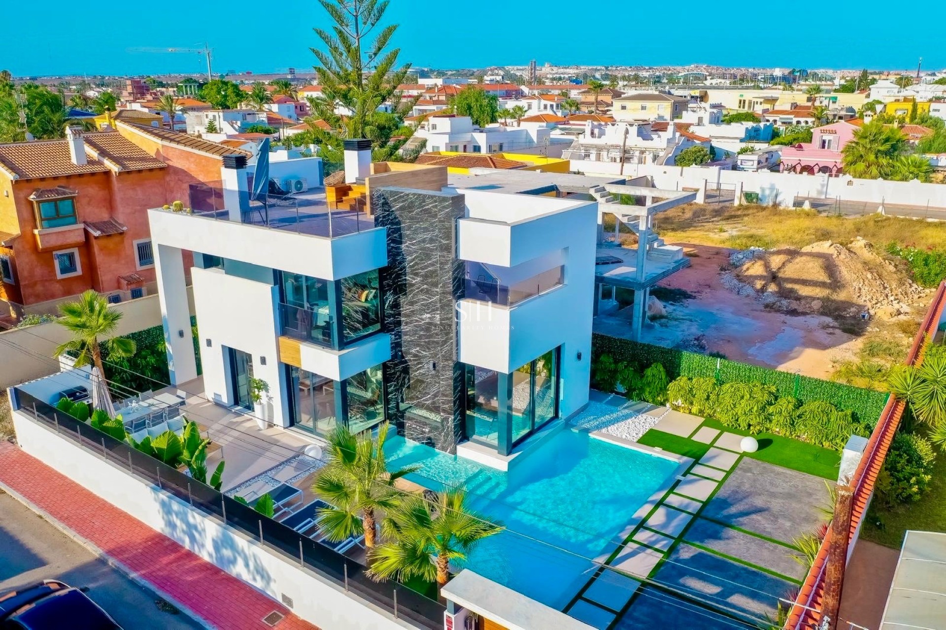 Resale - Villa - Torrevieja - Torretas