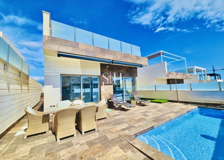 Resale - Villa - Villamartin - Costa Blanca