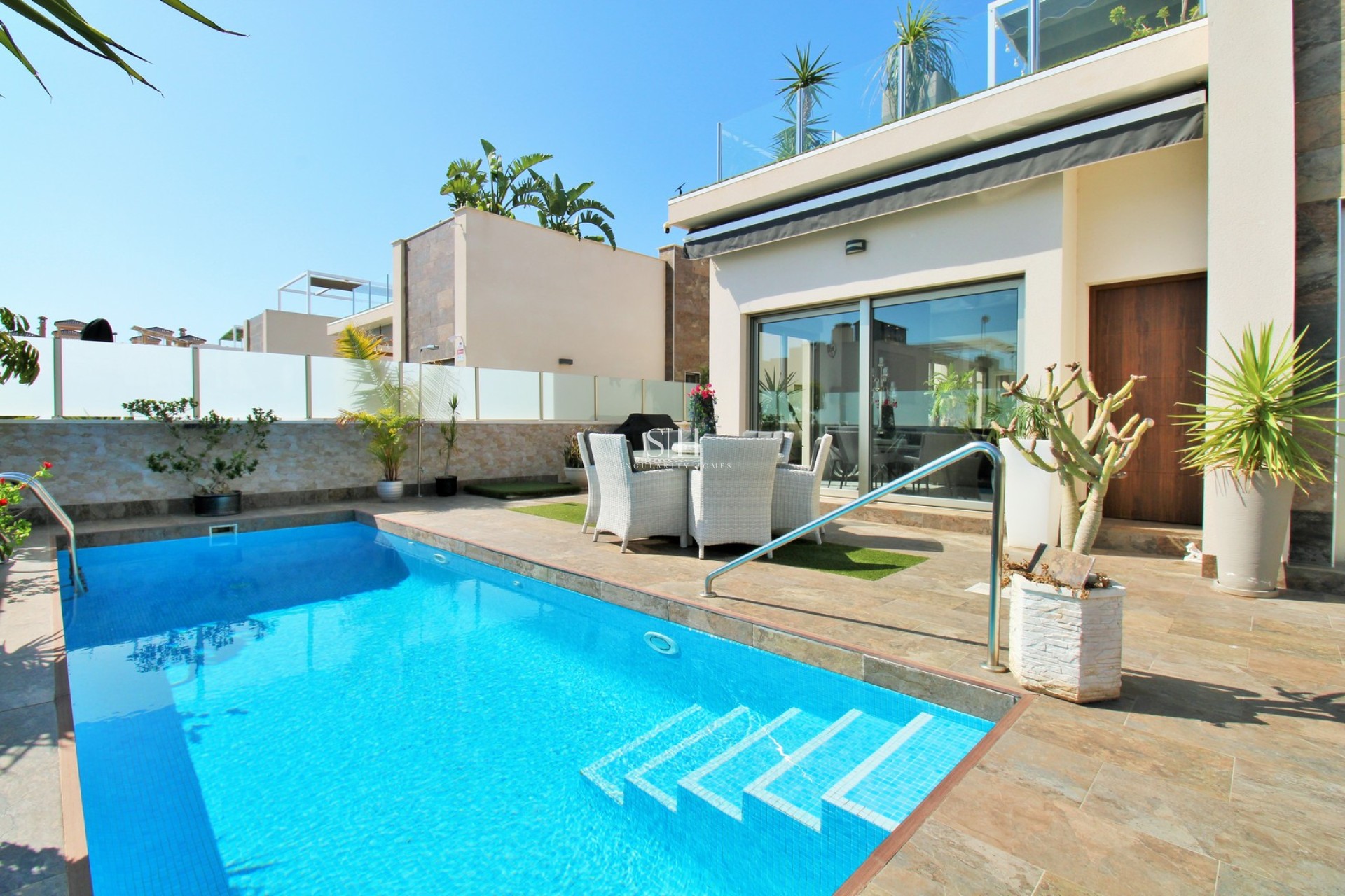 Resale - Villa - Villamartin