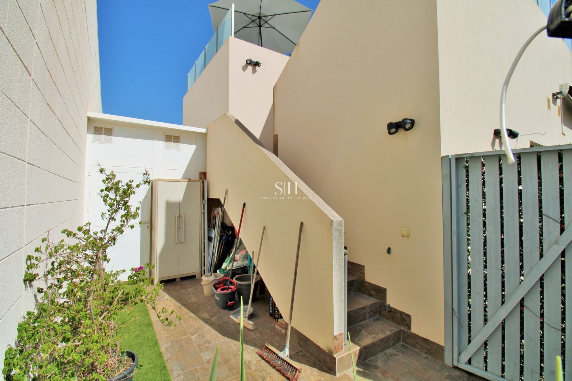 Resale - Villa - Villamartin