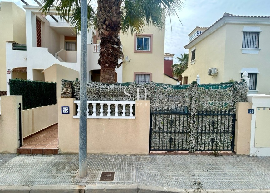 Reventa - Apartamento / piso - La Zenia