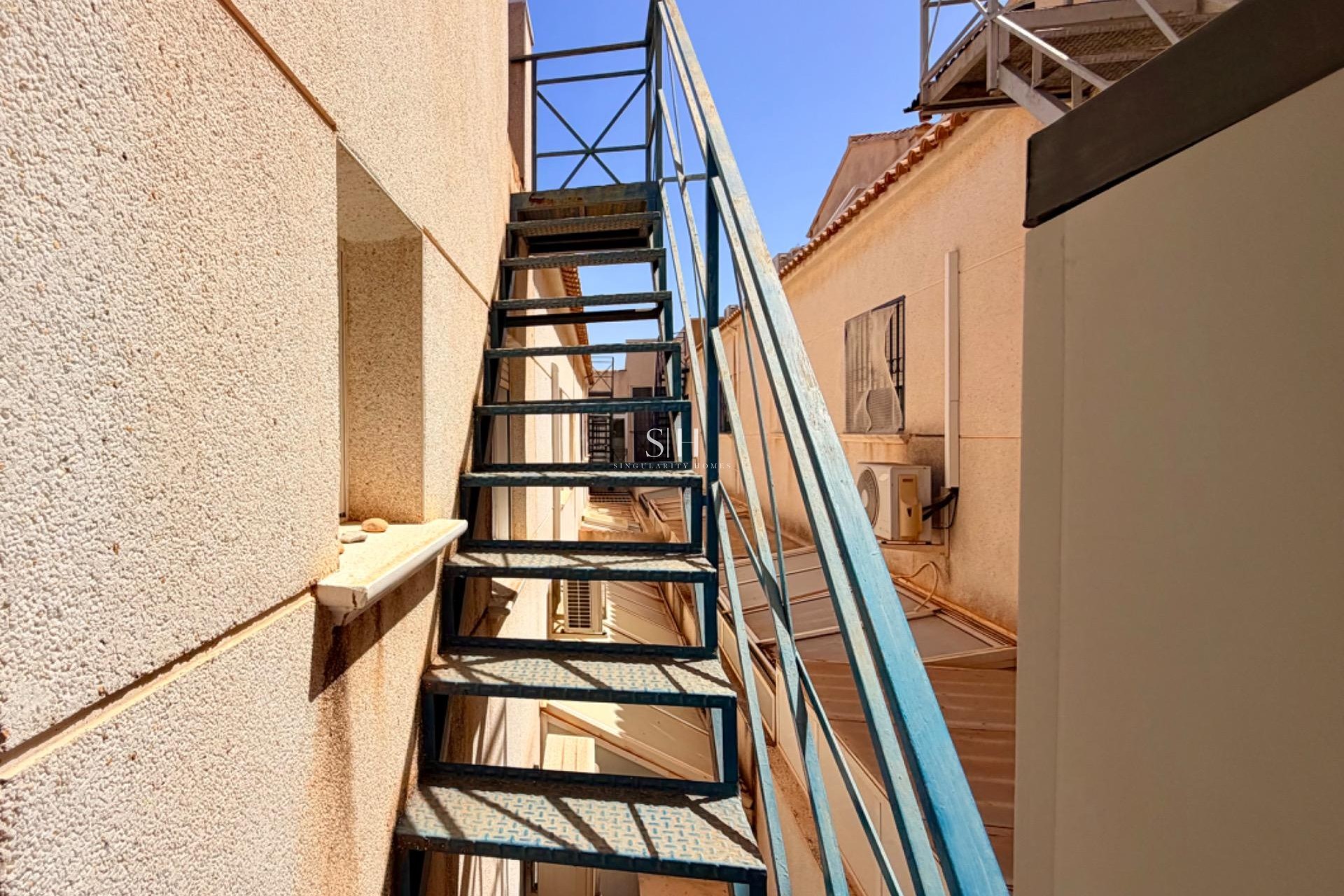 Reventa - Apartamento / piso - Orihuela Costa - La Ciñuelica - Villa Rosa