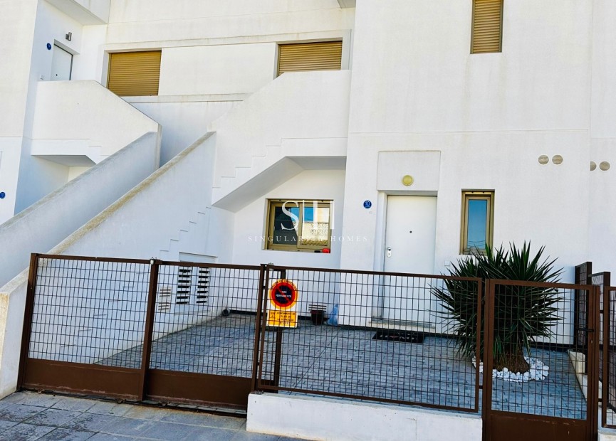 Reventa - Apartamento / piso - Pilar de la Horadada - pueblo