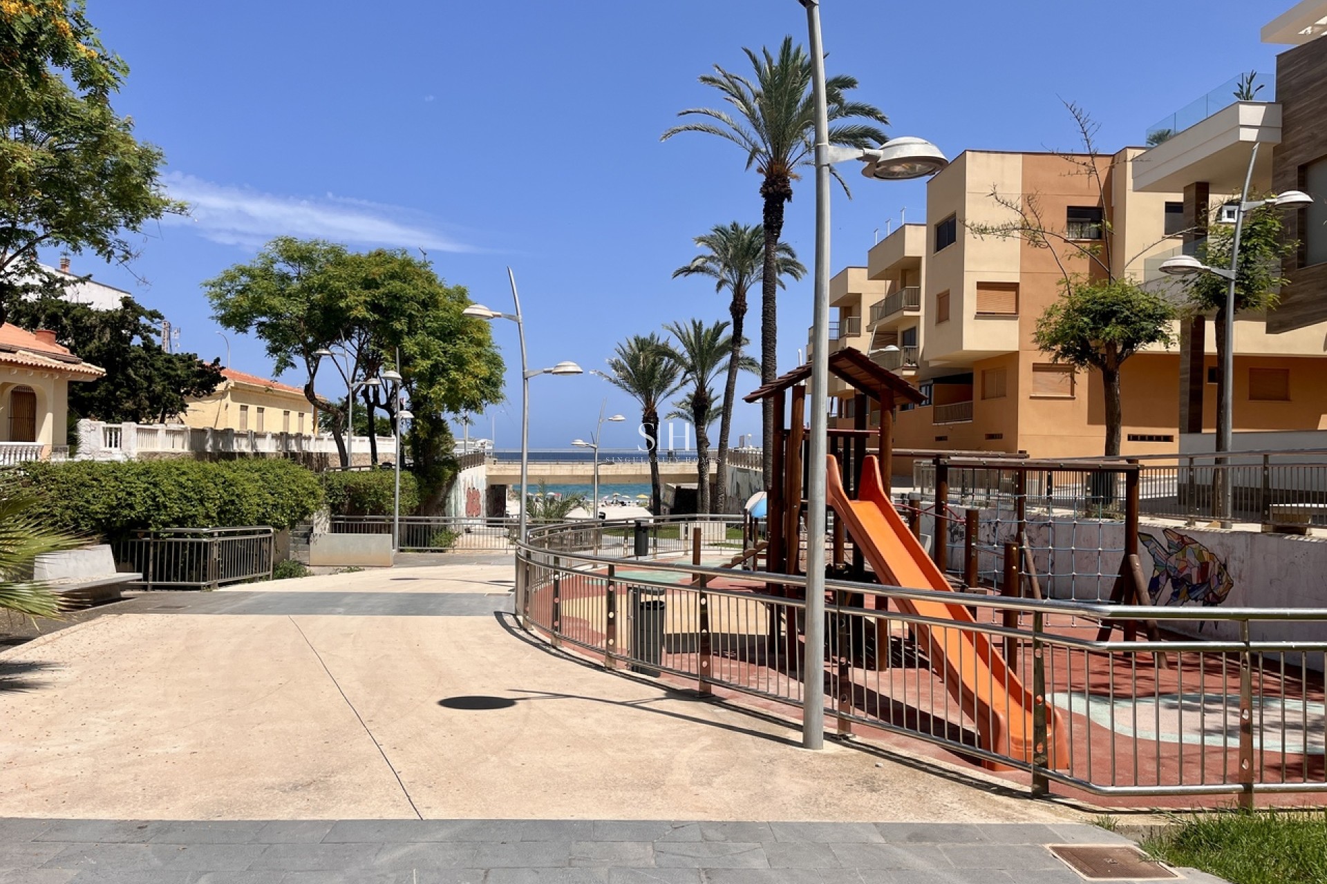 Reventa - Apartamento / piso - Torre de la Horadada - Costa Blanca