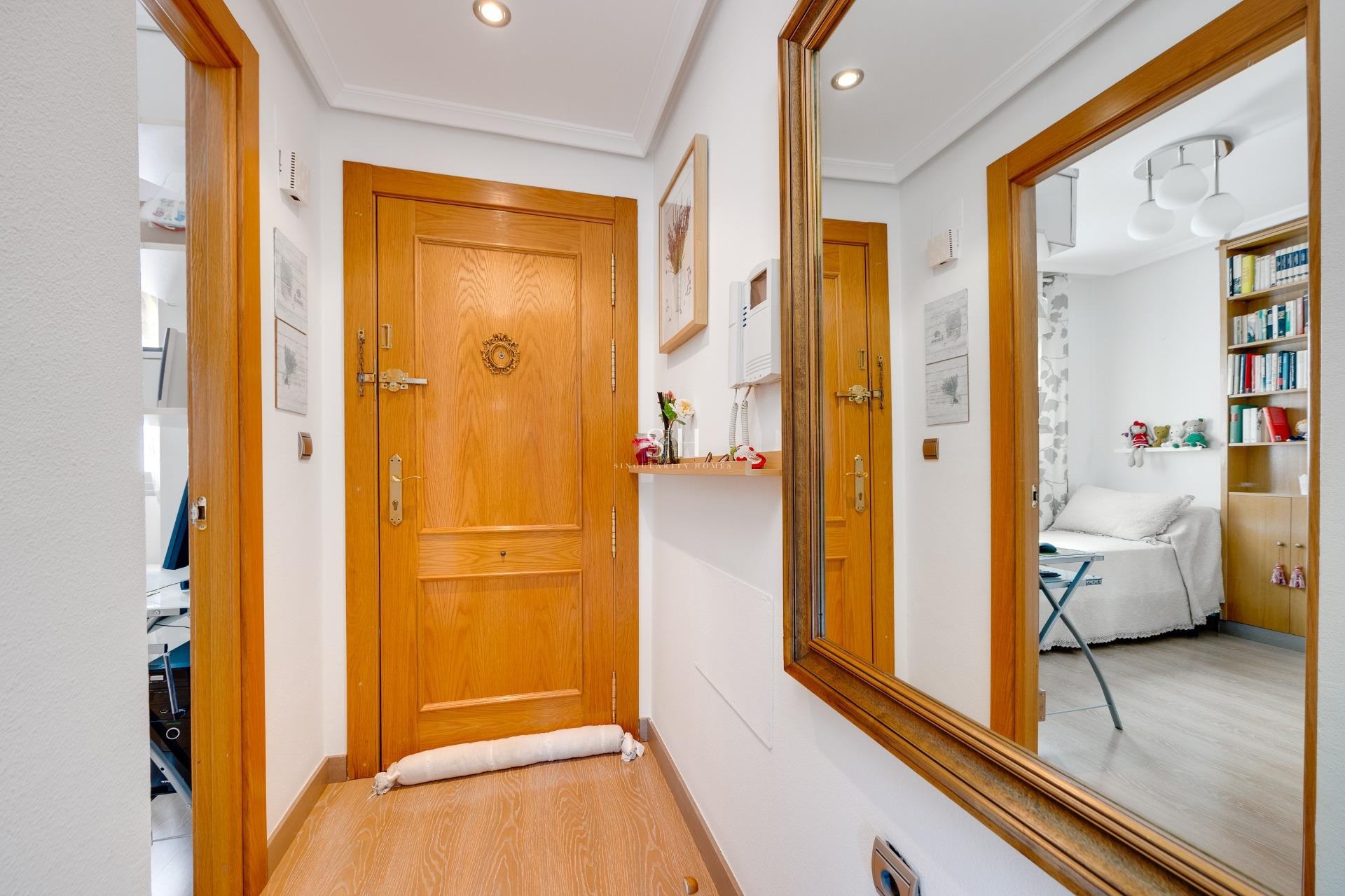 Reventa - Apartamento / piso - Torrevieja - Centro