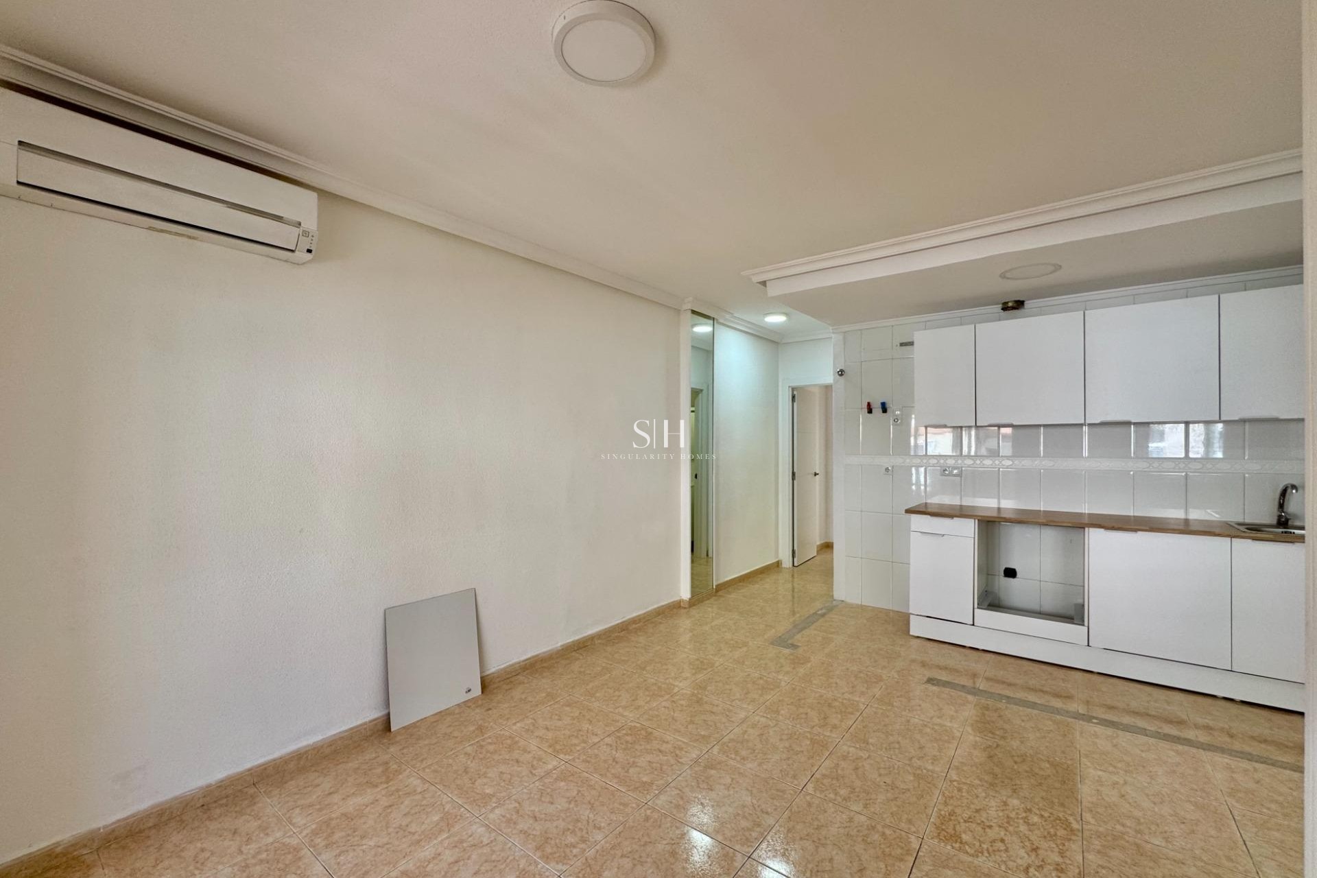Reventa - Apartamento / piso - Torrevieja - Centro