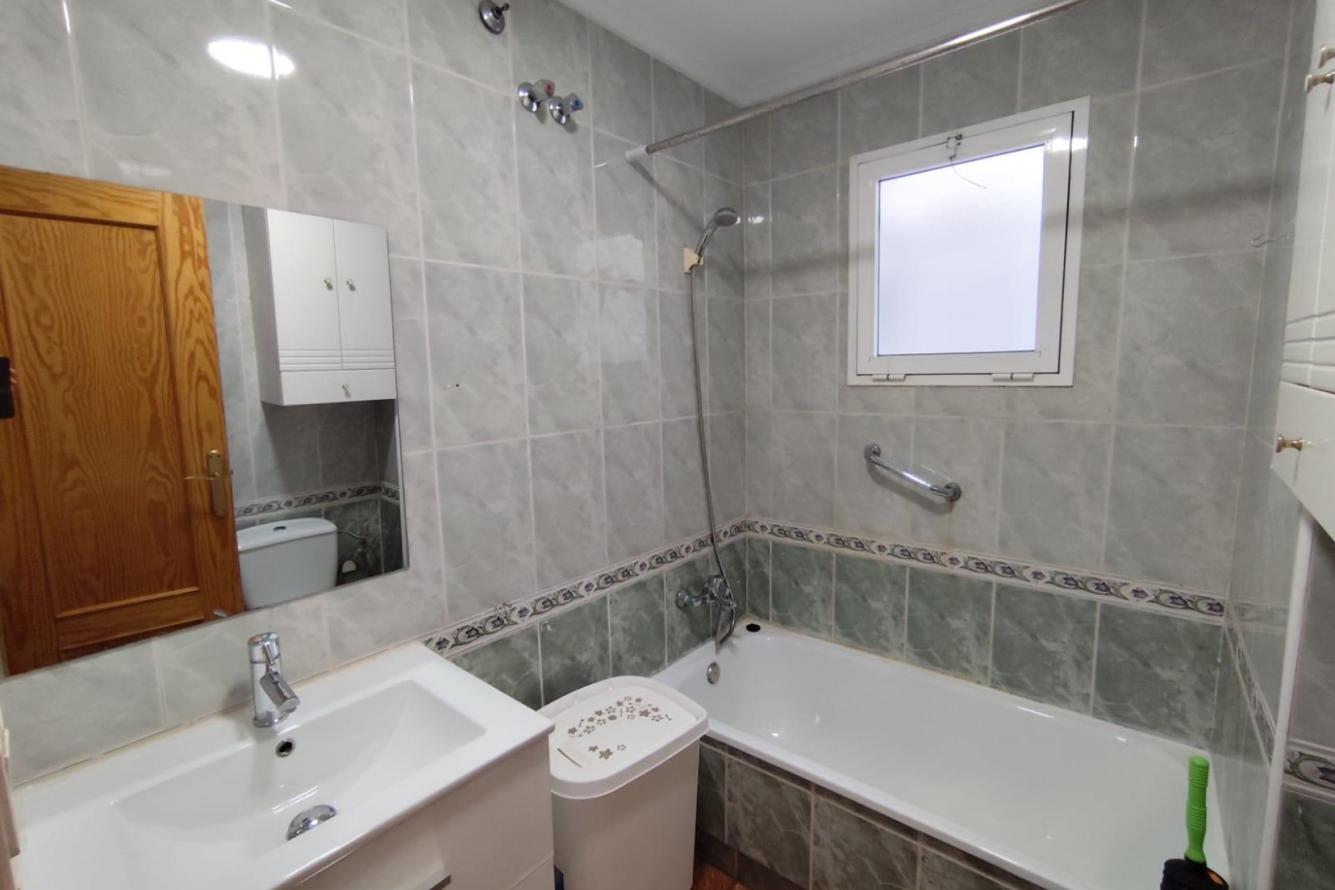 Reventa - Apartamento / piso - Torrevieja - Estacion De Autobuses