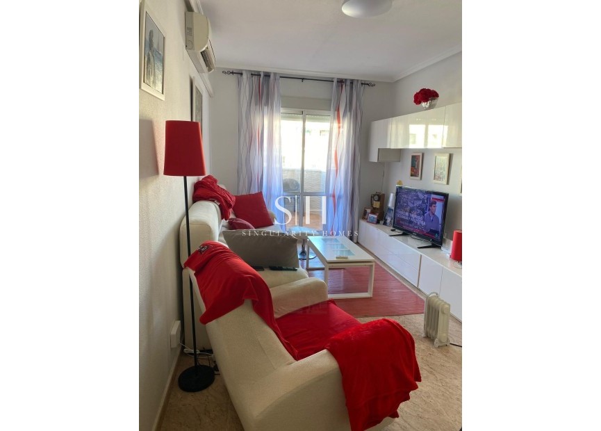 Reventa - Apartamento / piso - Torrevieja - Estacion De Autobuses