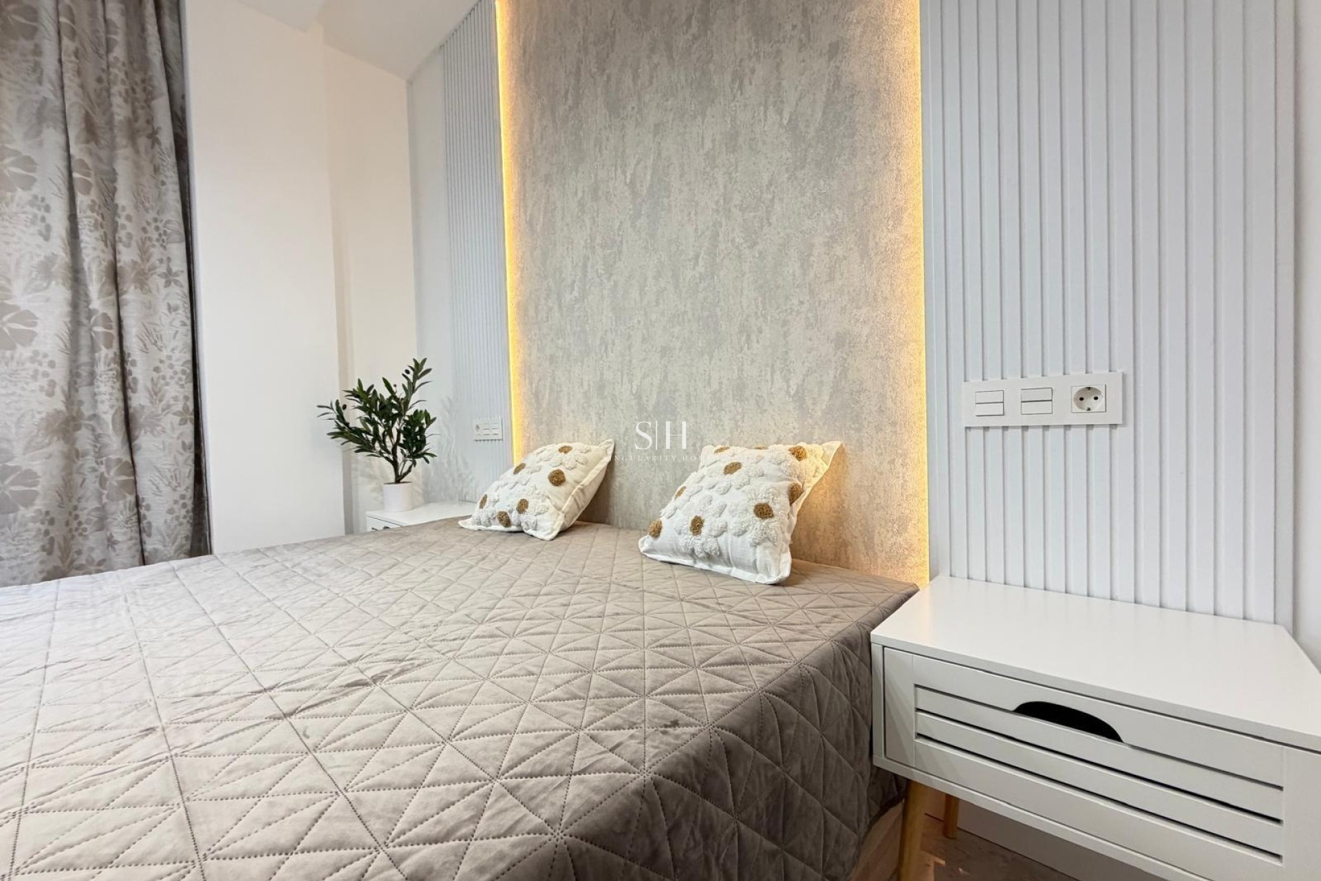 Reventa - Apartamento / piso - Torrevieja - Estacion De Autobuses